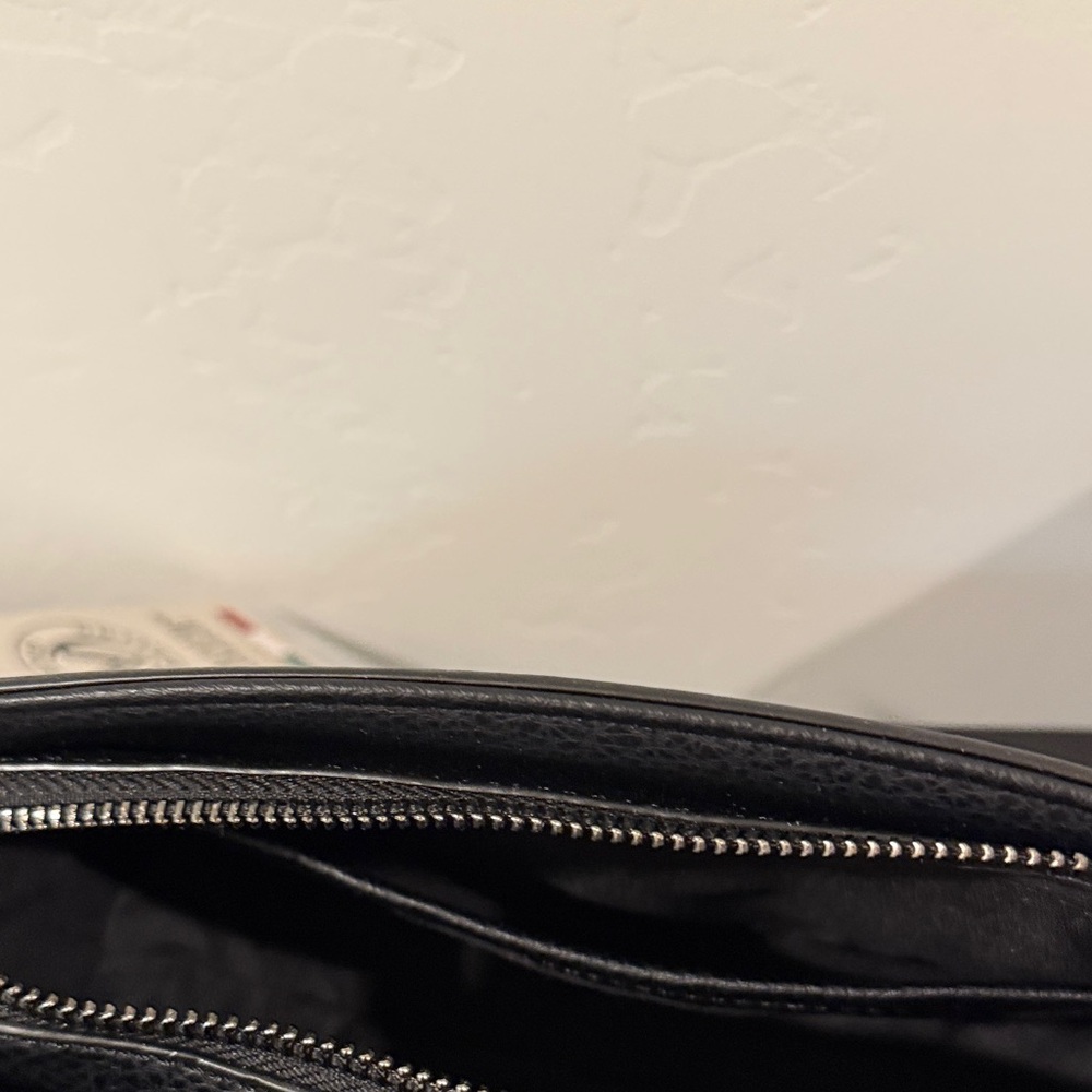 Orlandi Valentino Black Textured Crossbody Bag - Picture 9 of 11